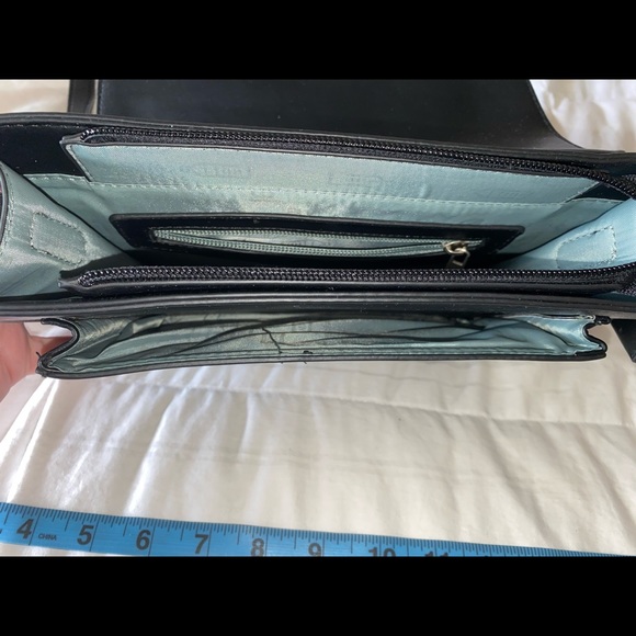 Pixie Mood Crossbody purse - Picture 2 of 3